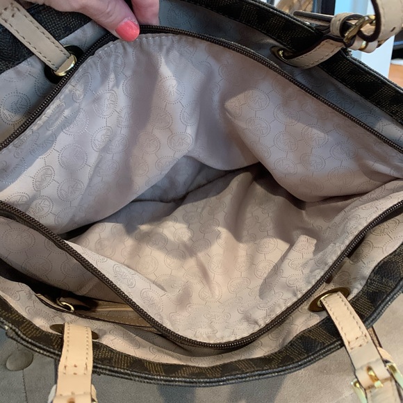 Michael Kors Tote - Picture 5 of 7